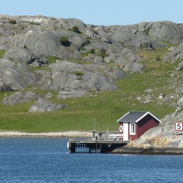 rote Hütte in den Schären